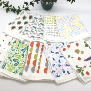 🅱️品・蚊帳布巾のようなプリント2重ガーゼ台拭き