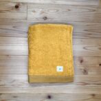 ライオンイエロー